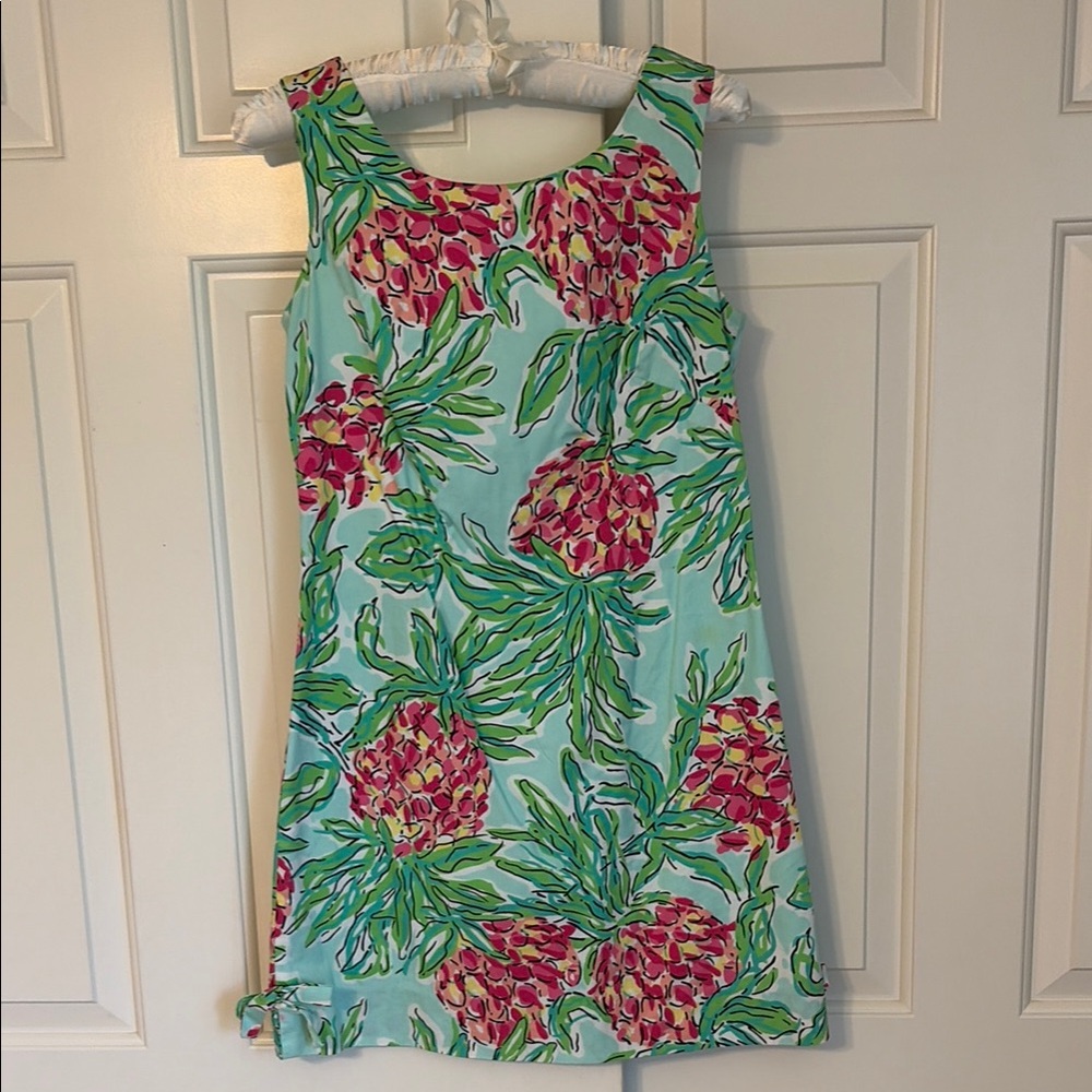 Lilly Pulitzer Sleeveless Pineapple Print Shift Dress in Aqua & Pink